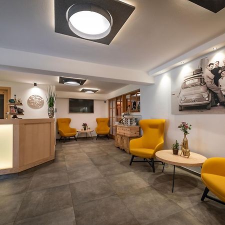Vitaurina Royal Hotel Molini di Tures Esterno foto