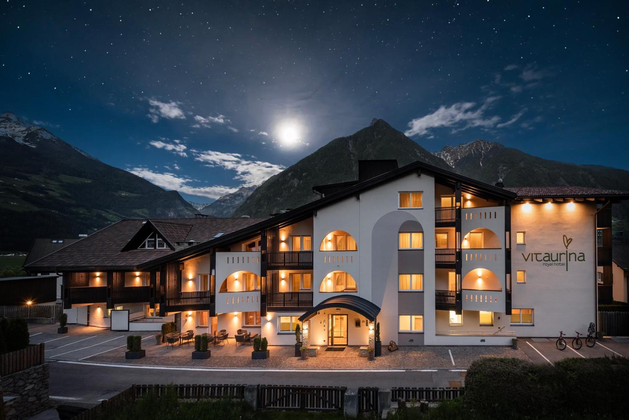 Vitaurina Royal Hotel Molini di Tures Esterno foto